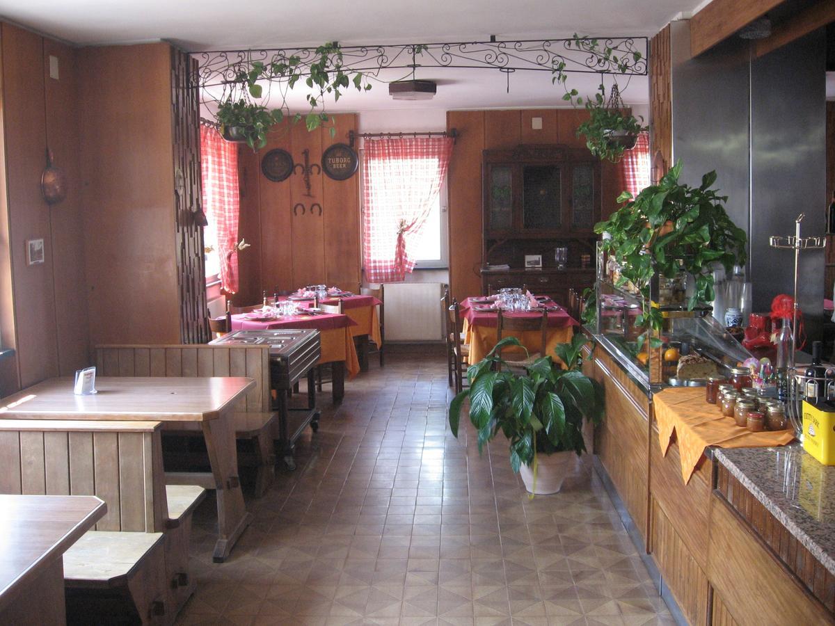 Albergo Rifugio Montecucco Piampaludo Εξωτερικό φωτογραφία